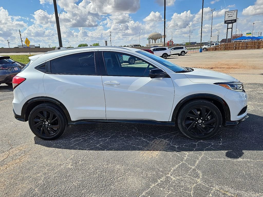 Used 2021 Honda HR-V Sport image 9