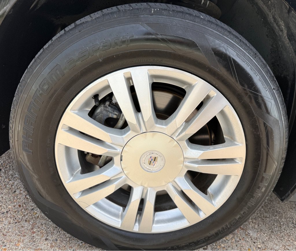 Used 2012 Cadillac SRX Luxury FWD image 21