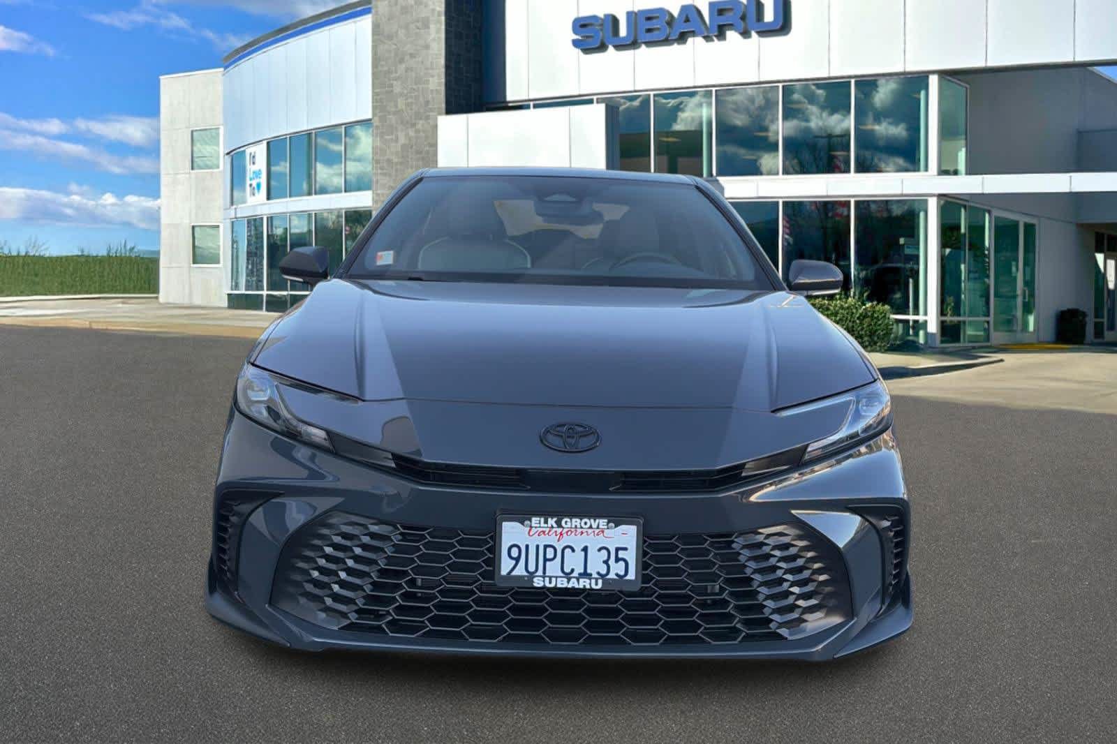 Used 2025 Toyota Camry SE FWD image 10