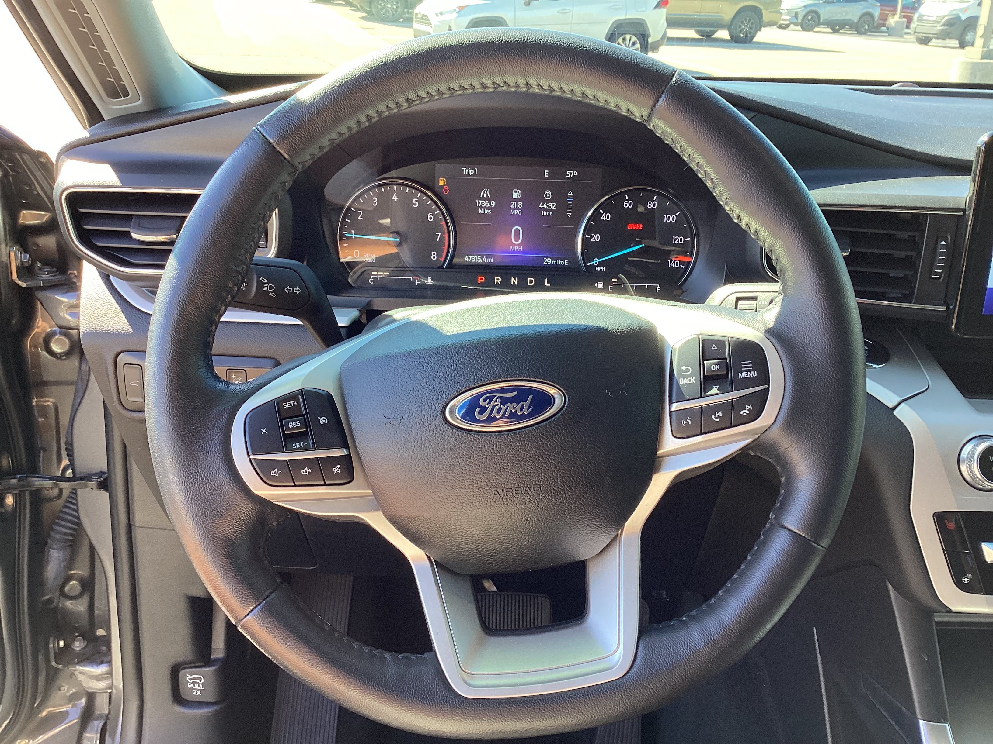 Used 2023 Ford Explorer XLT w/ Equipment Group 202A AWD/4WD image 6