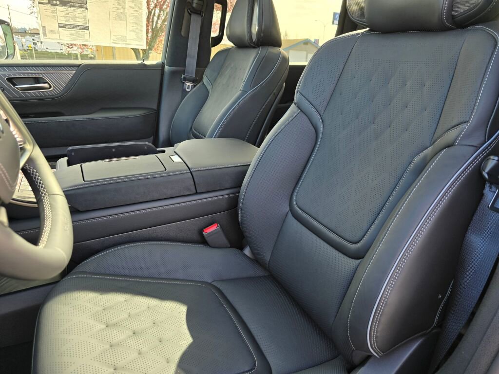 New 2025 INFINITI QX80 Autograph w/ Premium Cargo Package image 21