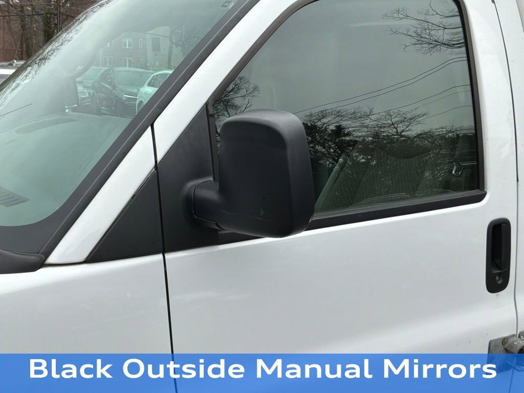 Used 2009 GMC Savana 3500 image 21