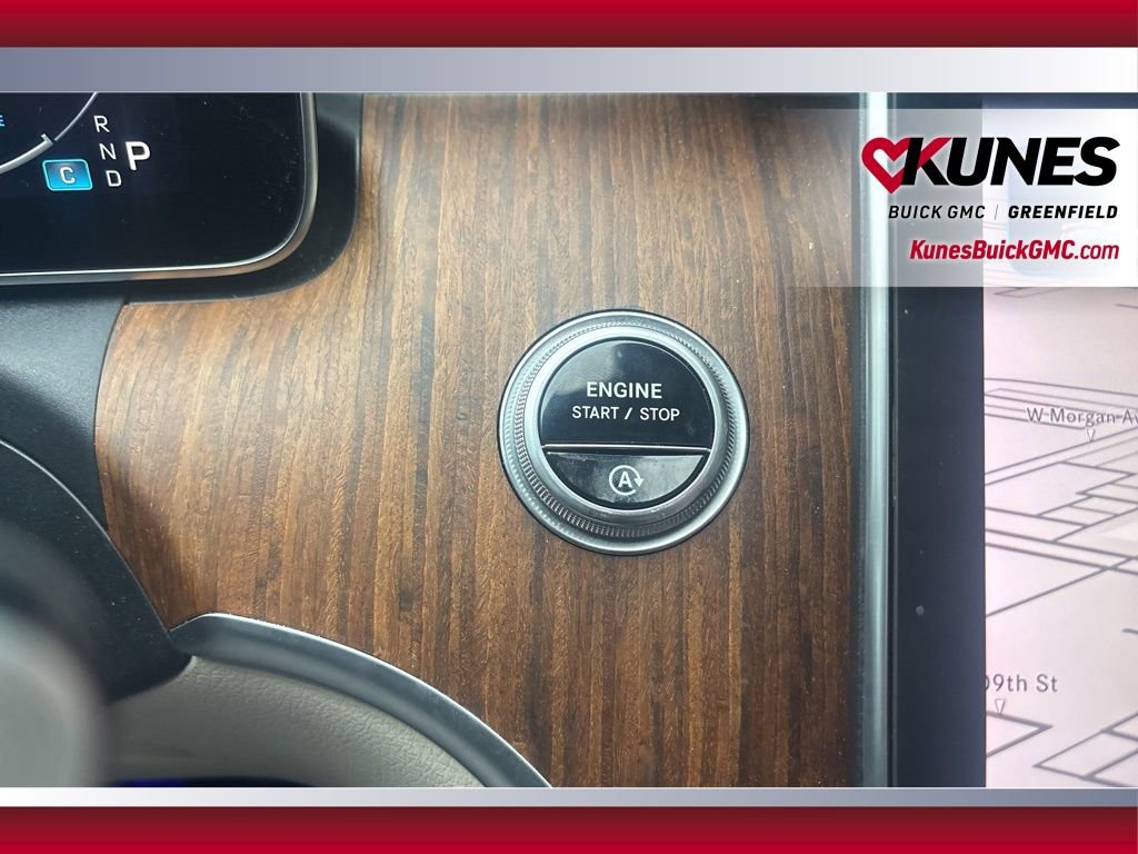 Used 2023 Mercedes-Benz C 300 4MATIC Sedan image 27