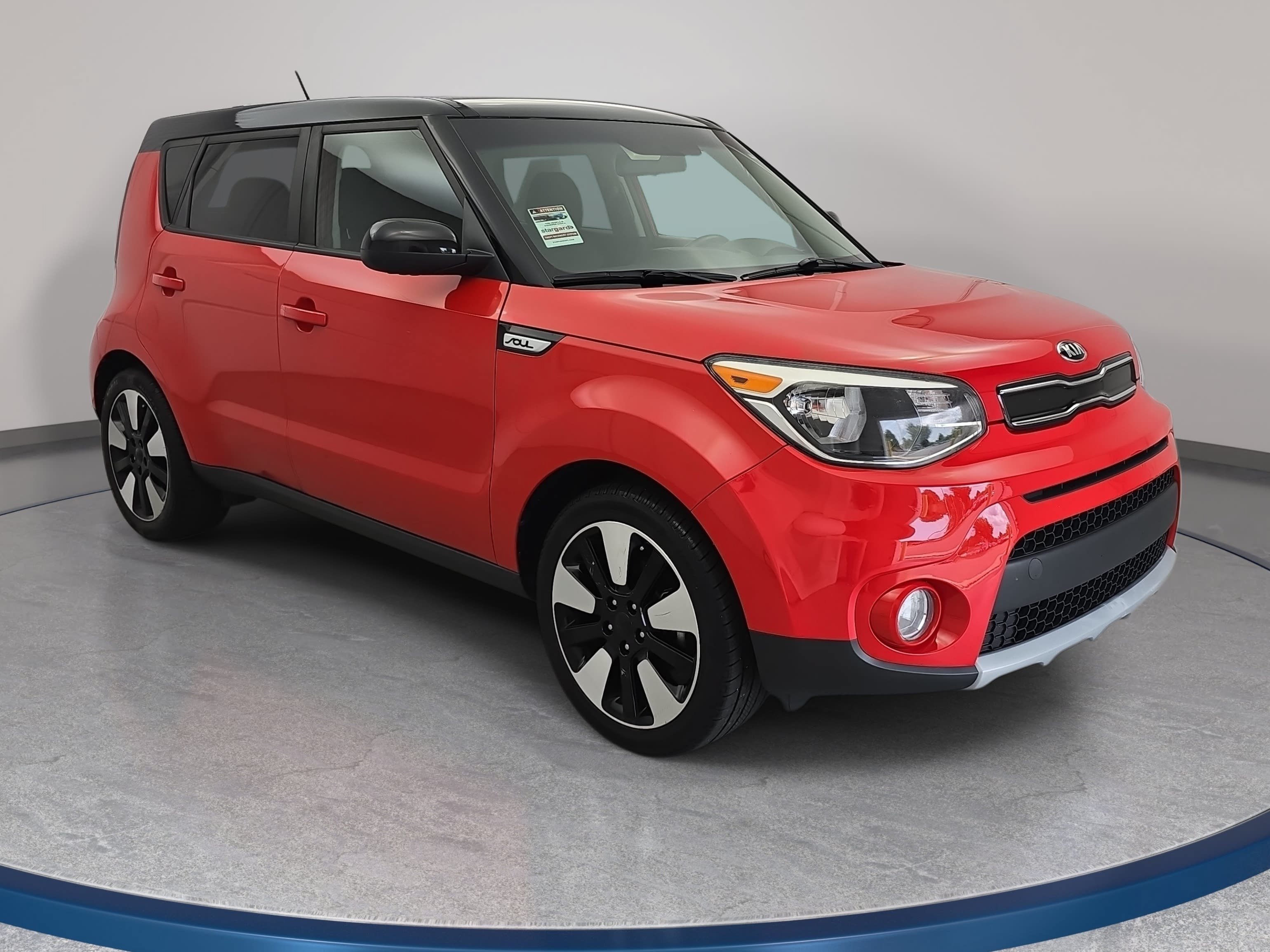 Used 2019 Kia Soul + FWD image 3