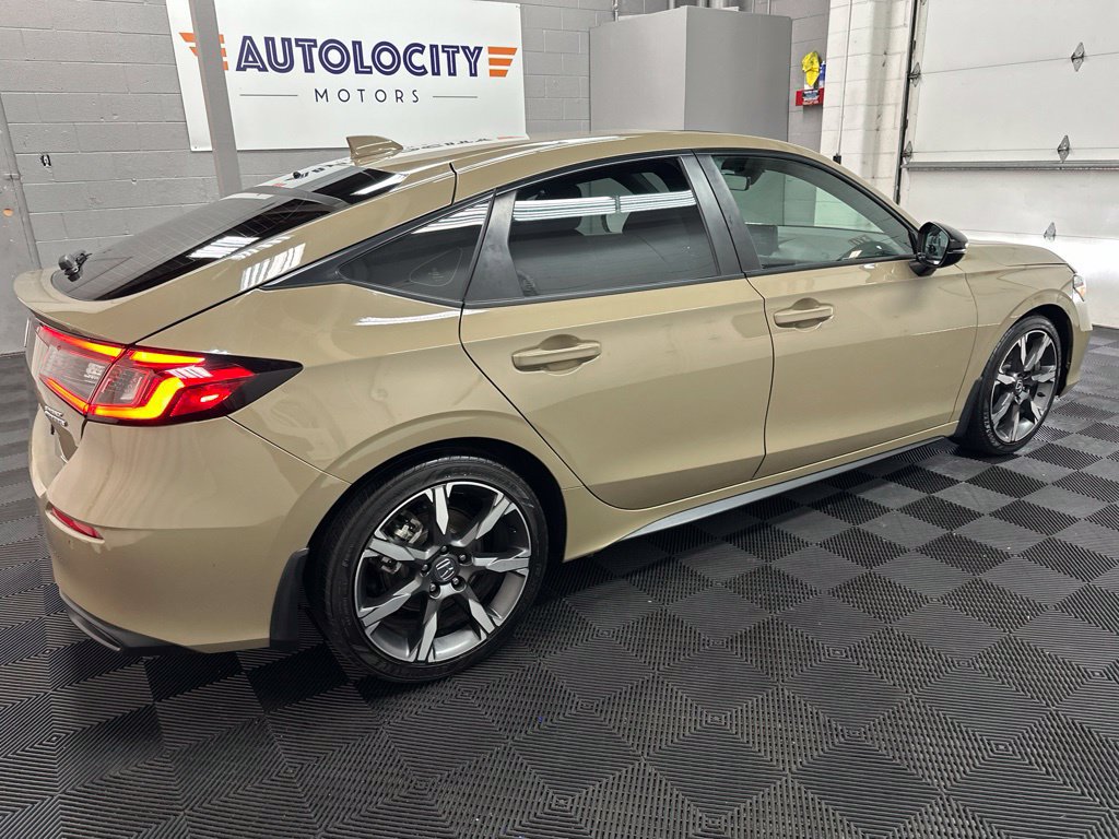 Used 2025 Honda Civic Sport Touring image 11