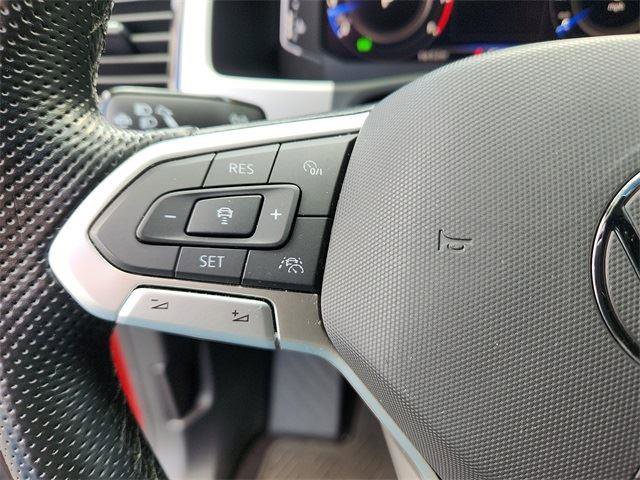 Certified 2022 Volkswagen Atlas SEL Premium image 23