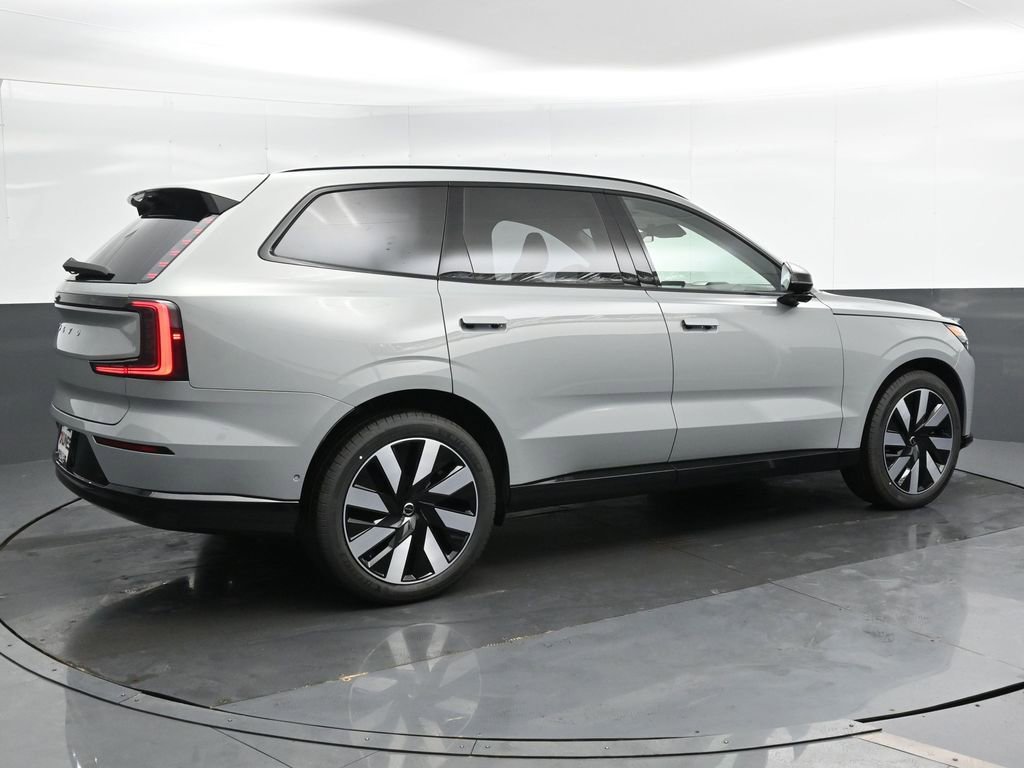 New 2025 Volvo EX90 Ultra image 3
