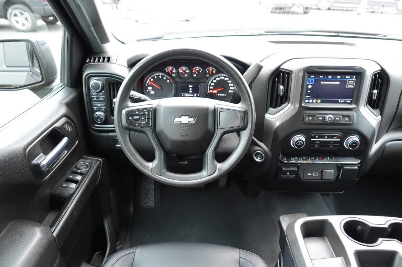 Used 2023 Chevrolet Silverado 1500 Custom image 37