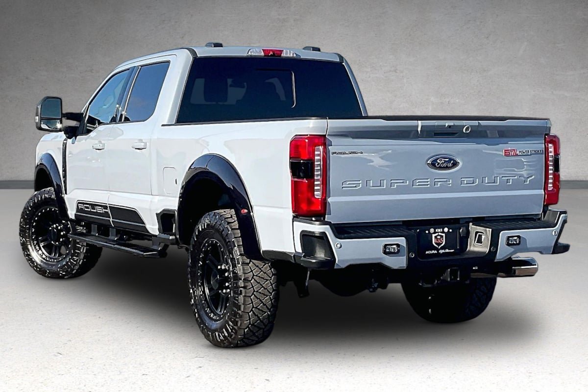 Used 2024 Ford F250 Lariat w/ Lariat Ultimate Package AWD/4WD image 31