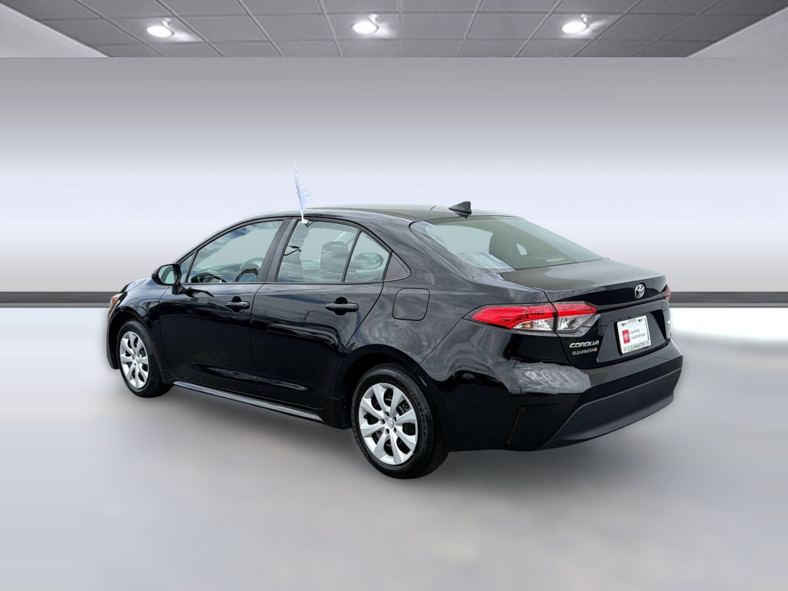 Certified 2024 Toyota Corolla LE FWD image 3