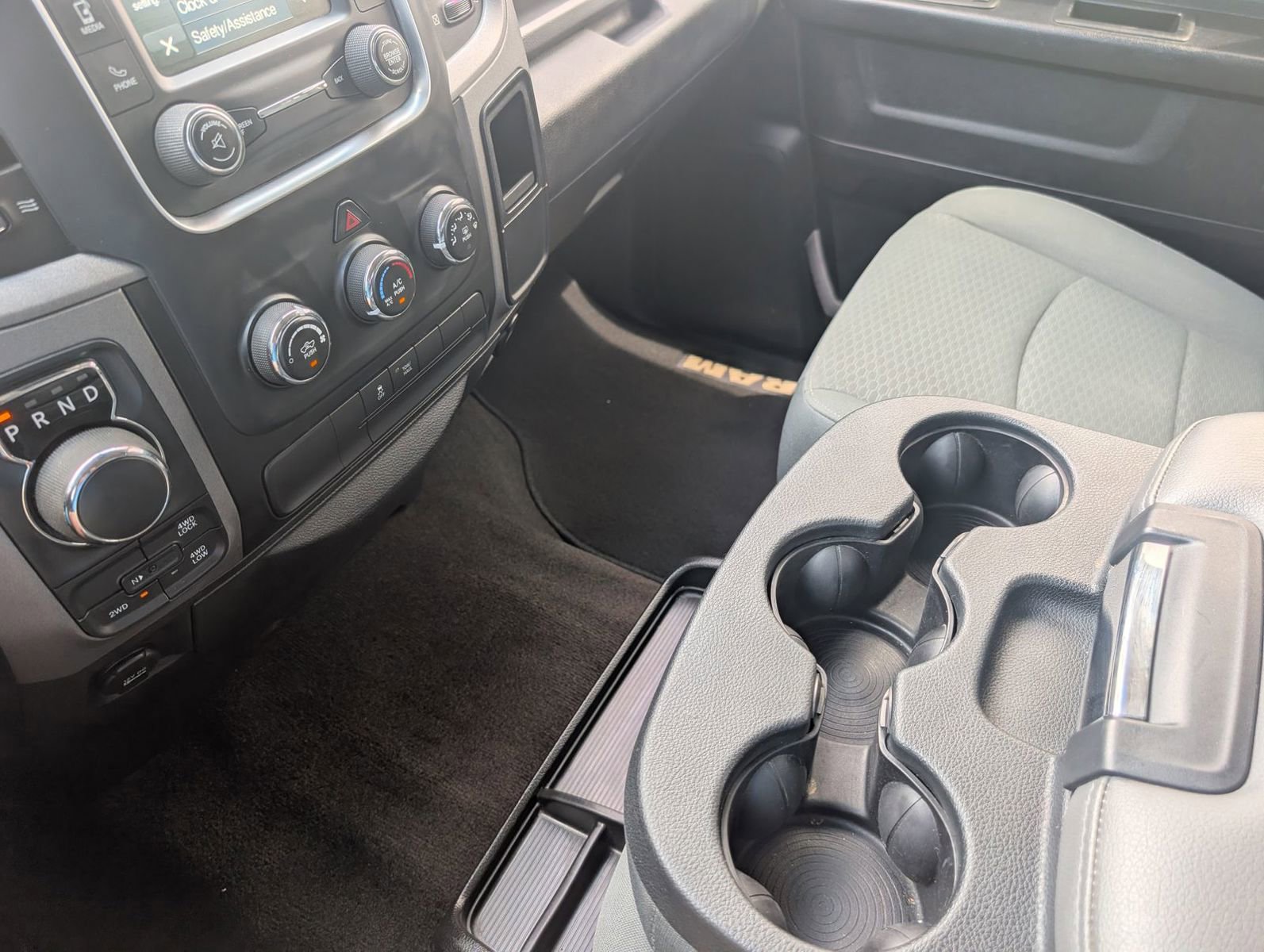 Used 2015 RAM 1500 Express image 22