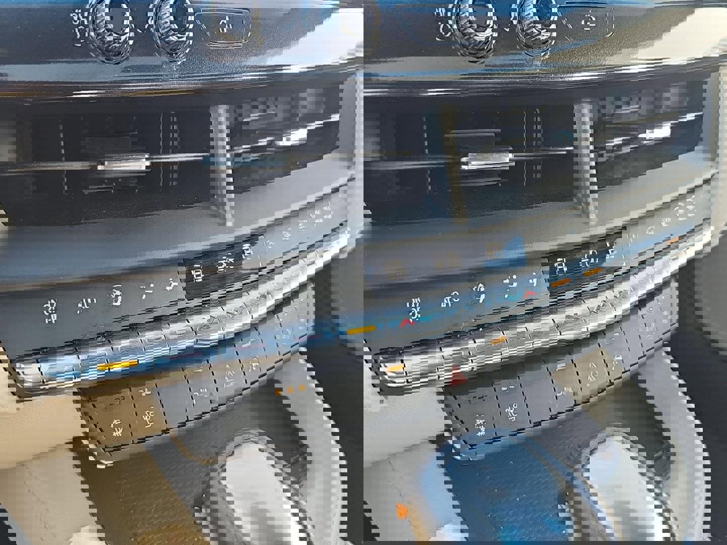 Used 2023 Cadillac CT4 Premium Luxury image 13