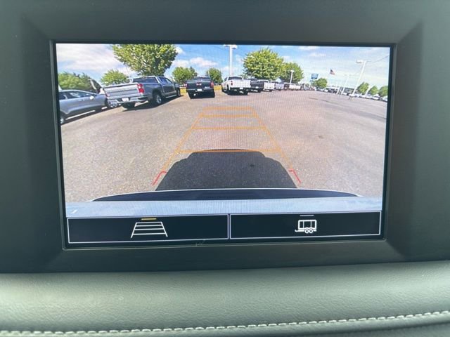 Used 2022 Chevrolet Suburban LS AWD/4WD image 23