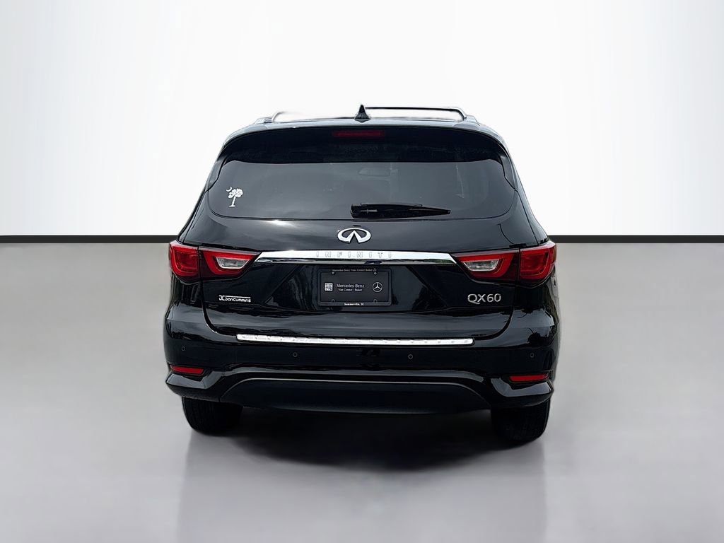 Used 2017 INFINITI QX60 Luxe w/ Premium Plus Package AWD/4WD image 4