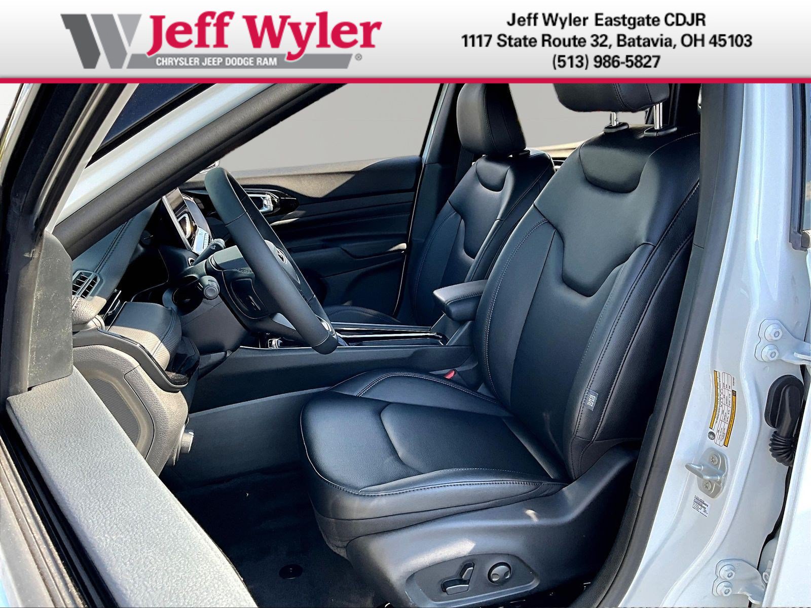 New 2026 Jeep Compass Limited w/ Sun, Sound & Navigation Group AWD/4WD image 17
