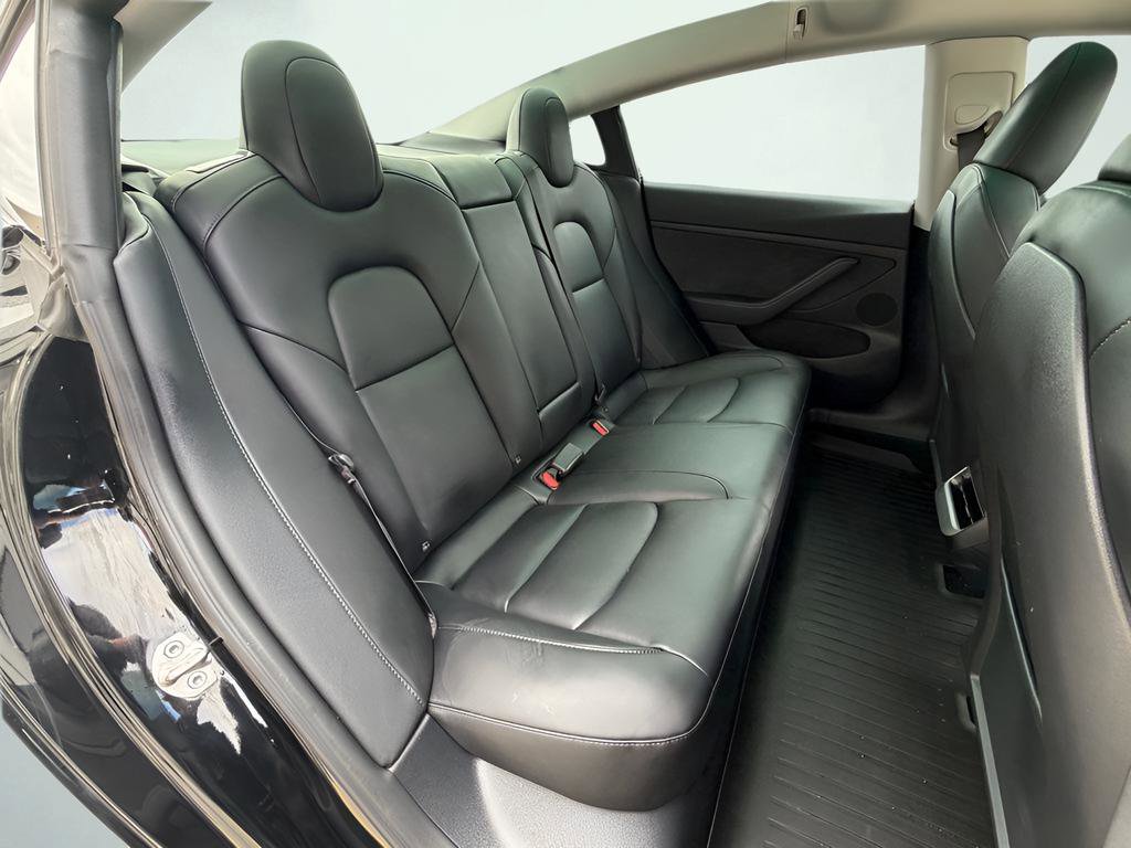 Used 2023 Tesla Model 3 Standard Range image 29