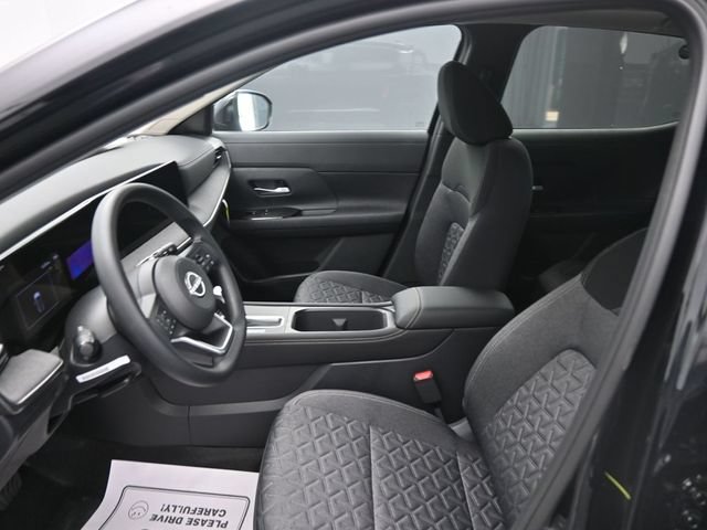 Used 2025 Nissan Kicks SV w/ SV Premium Package AWD/4WD image 11