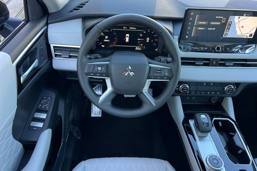 New 2026 Mitsubishi Outlander SEL FWD image 15