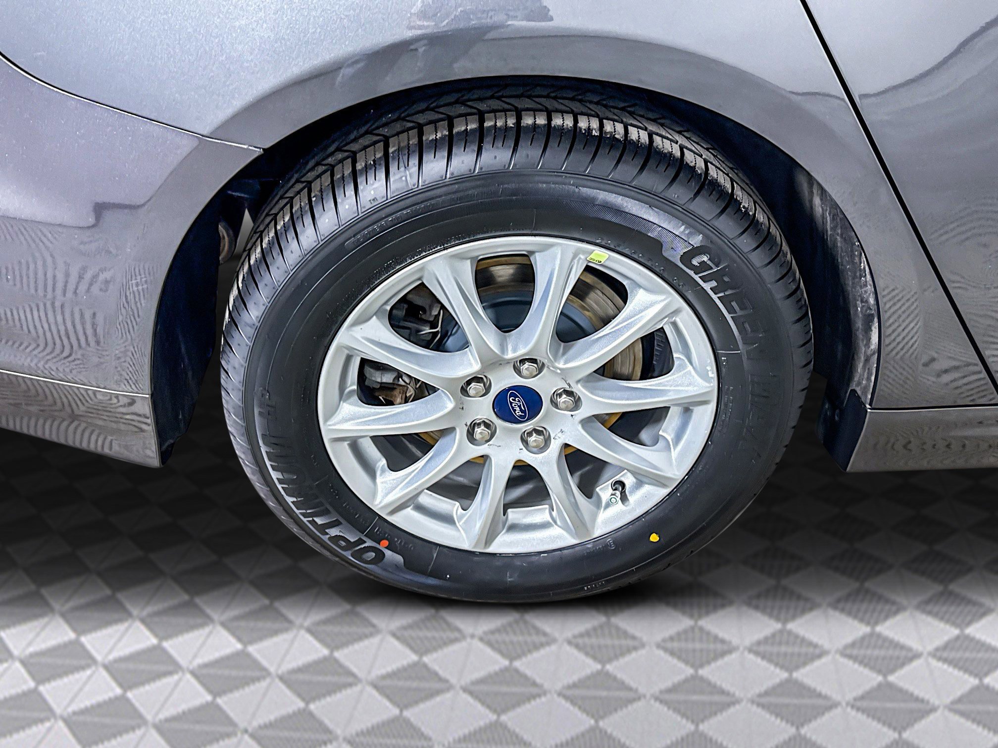 Used 2018 Ford Fusion S image 32