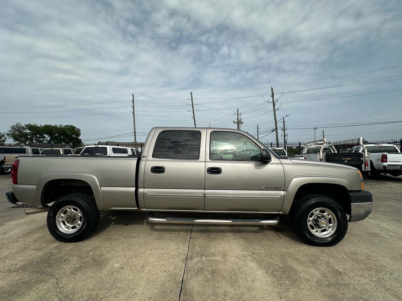 Used 2003 Chevrolet Silverado 2500 LS RWD image 7
