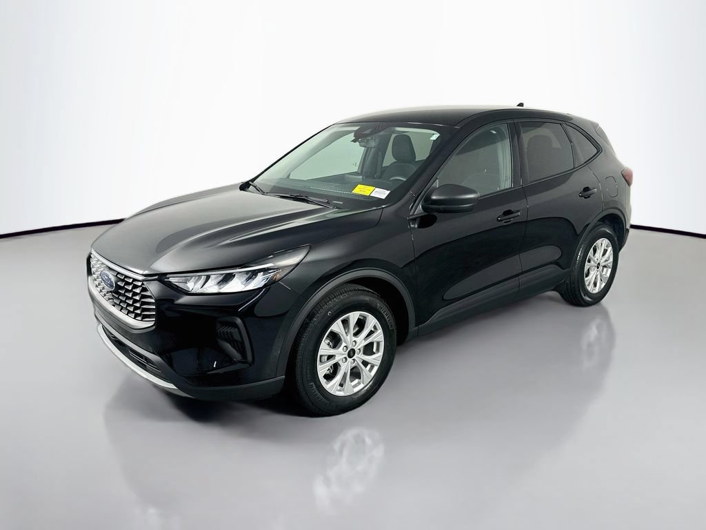 Used 2025 Ford Escape Active FWD image 3
