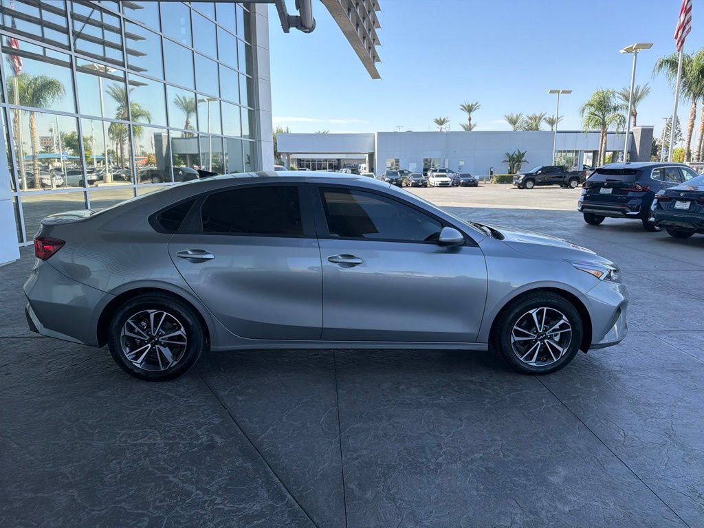 Used 2024 Kia Forte LXS FWD image 3
