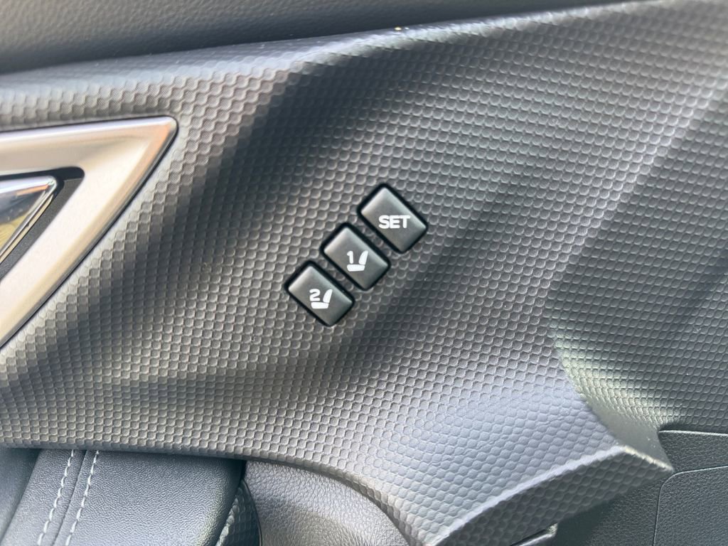 Used 2023 Subaru Forester Touring image 12