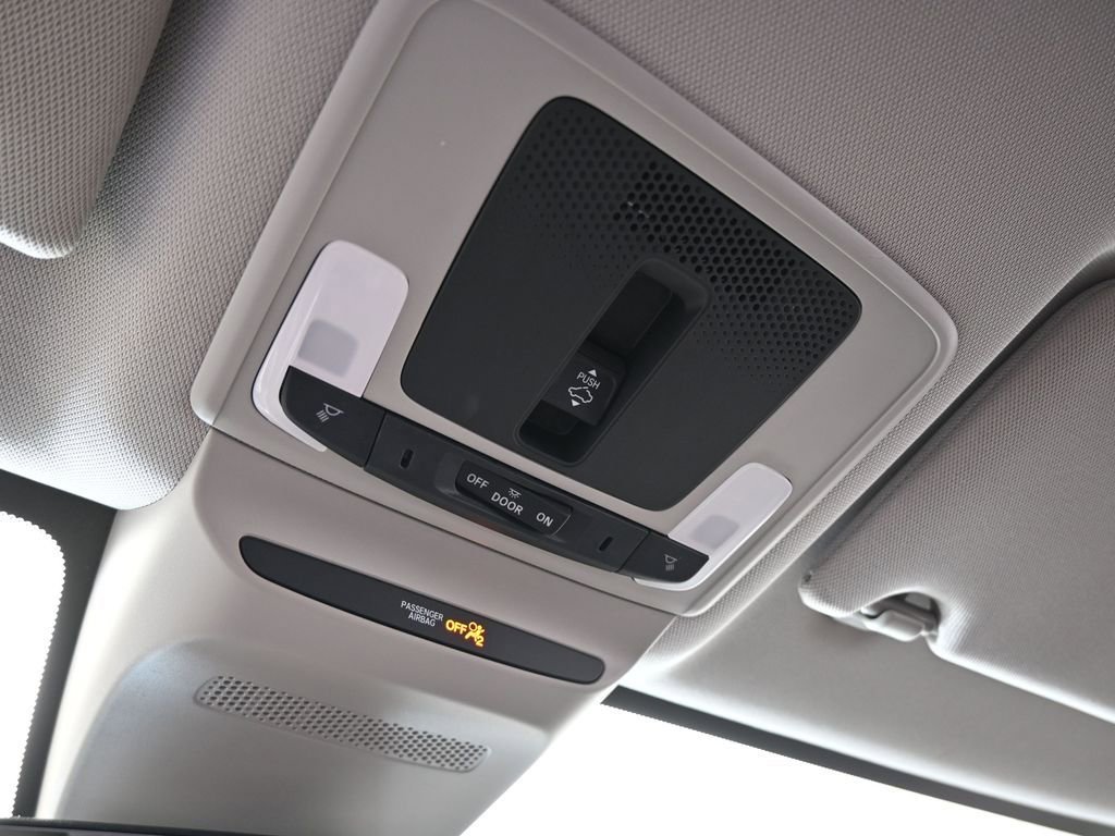 Used 2023 Honda HR-V EX-L image 21