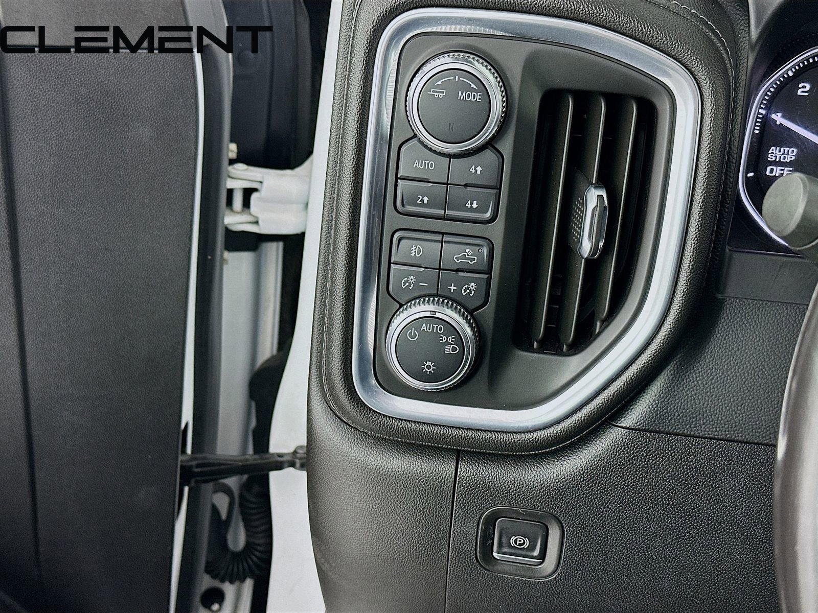 Used 2021 GMC Sierra 1500 Elevation w/ Preferred Package image 13