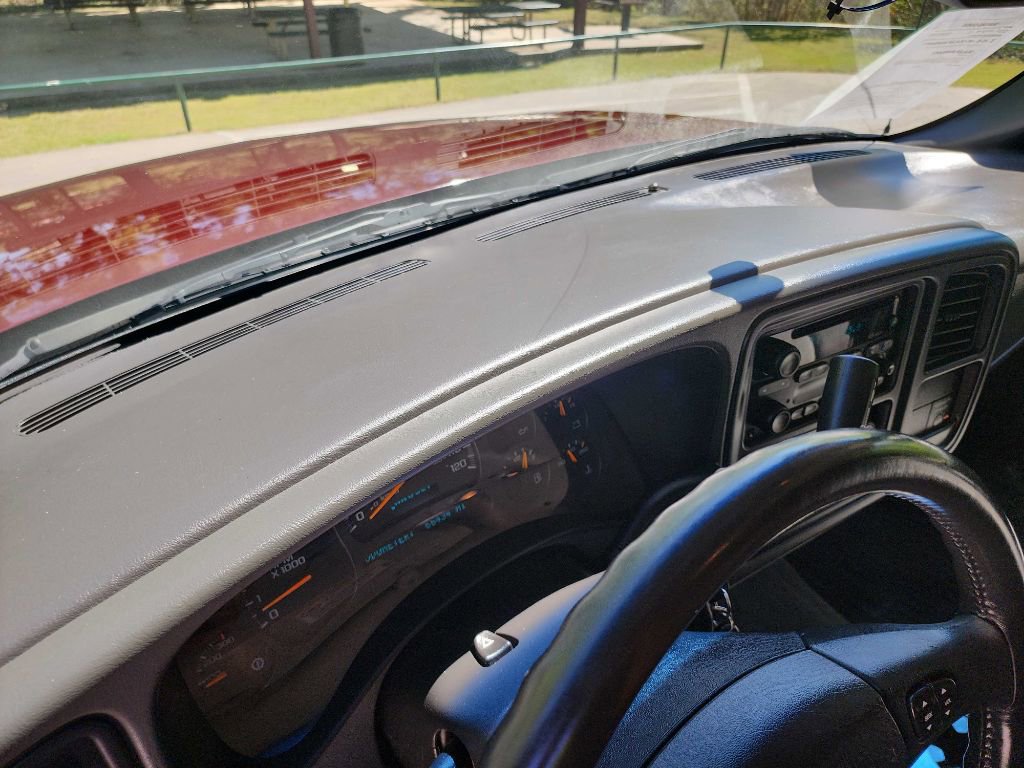 Used 2003 Chevrolet Silverado 2500 LS image 25