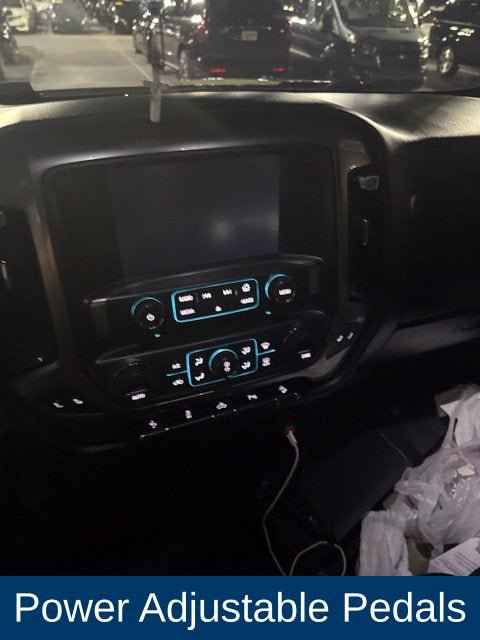 Used 2017 Chevrolet Silverado 1500 LT w/ All Star Edition AWD/4WD image 28