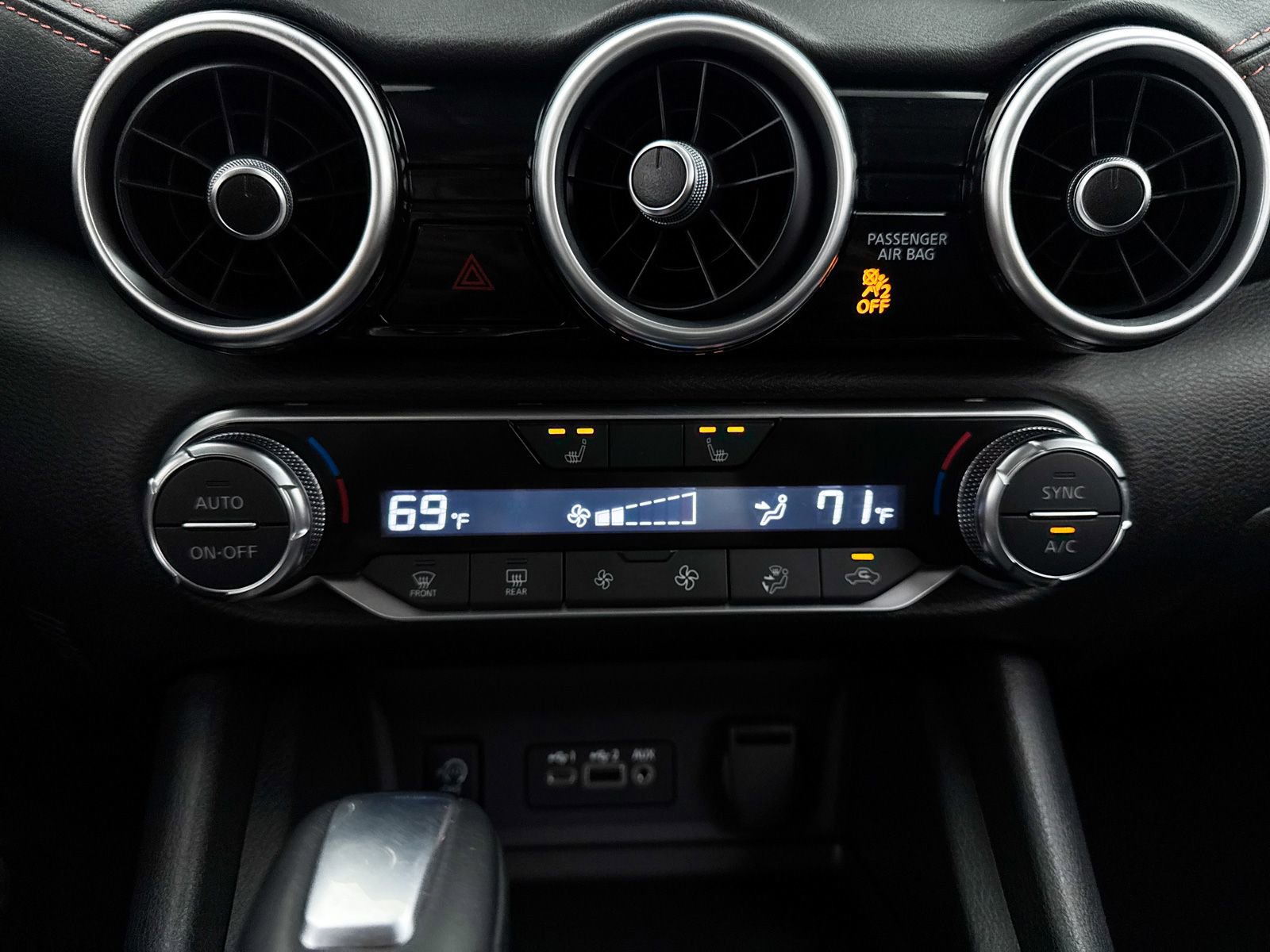 Used 2024 Nissan Sentra SR w/ Trunk Package image 22