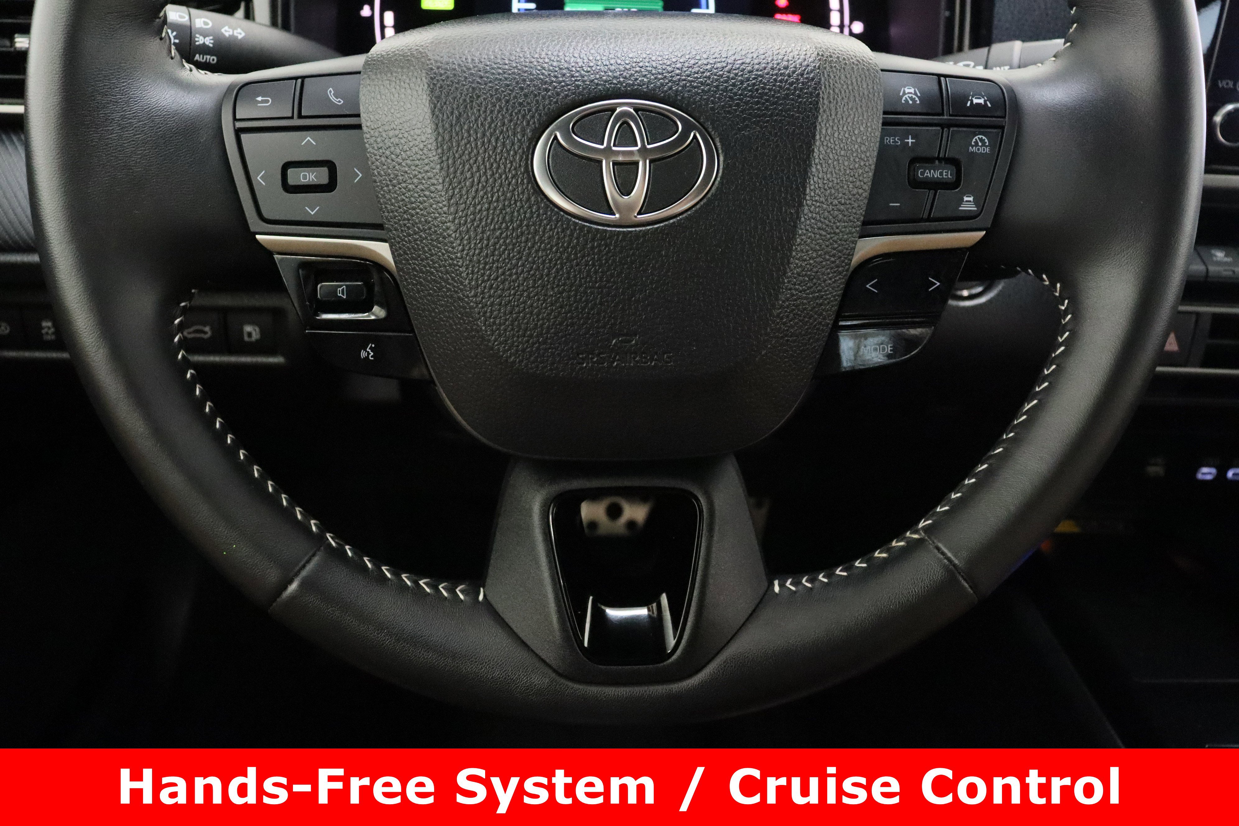 Certified 2025 Toyota Camry SE image 24