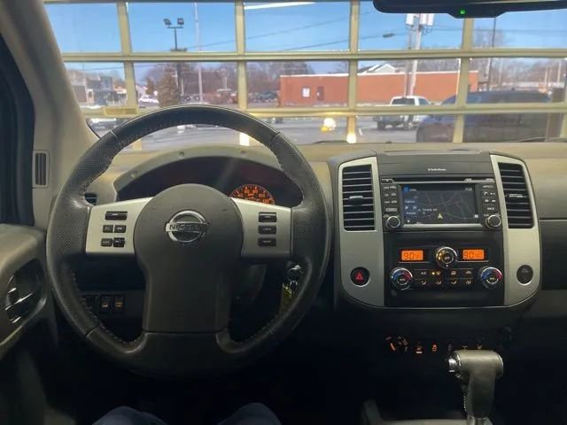 Used 2019 Nissan Frontier PRO-4X image 24