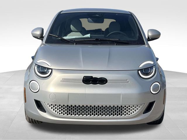 New 2025 FIAT 500 e image 2