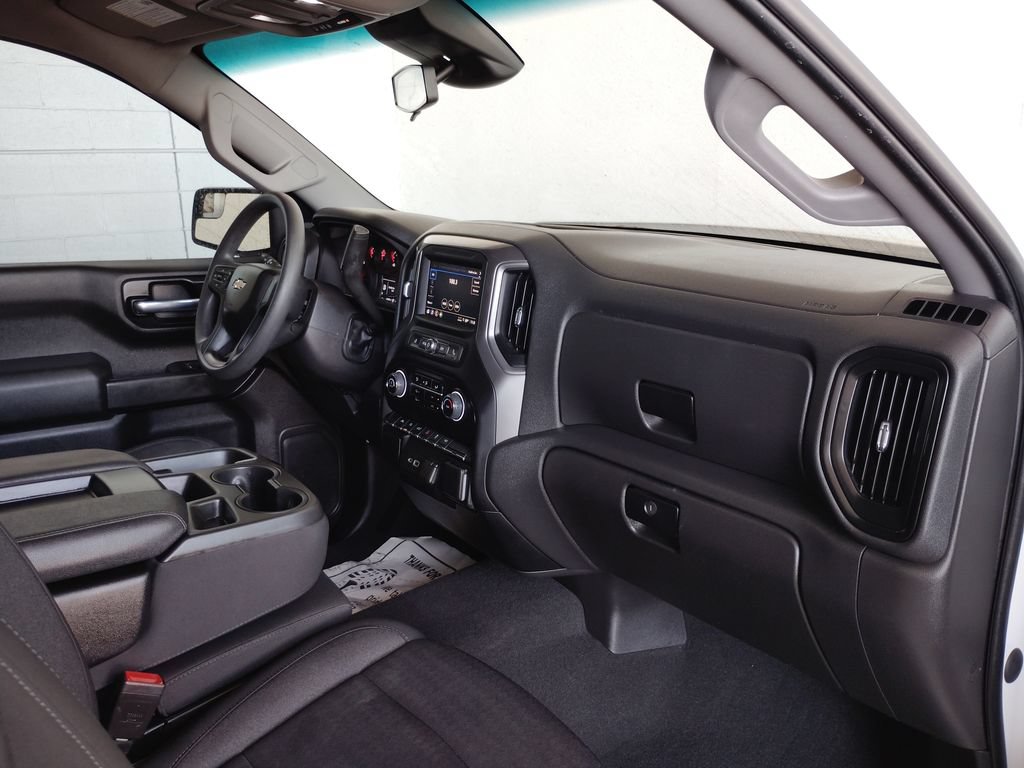 Used 2022 Chevrolet Silverado 1500 Custom RWD image 11