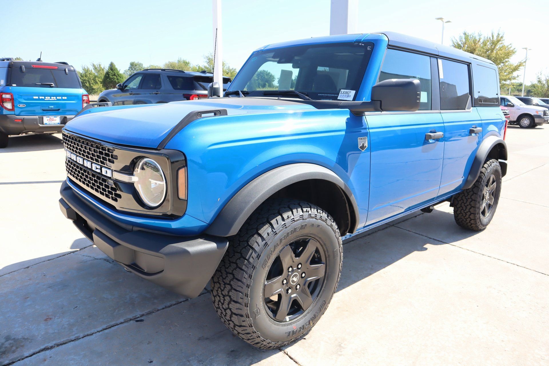 New 2025 Ford Bronco Big Bend image 11