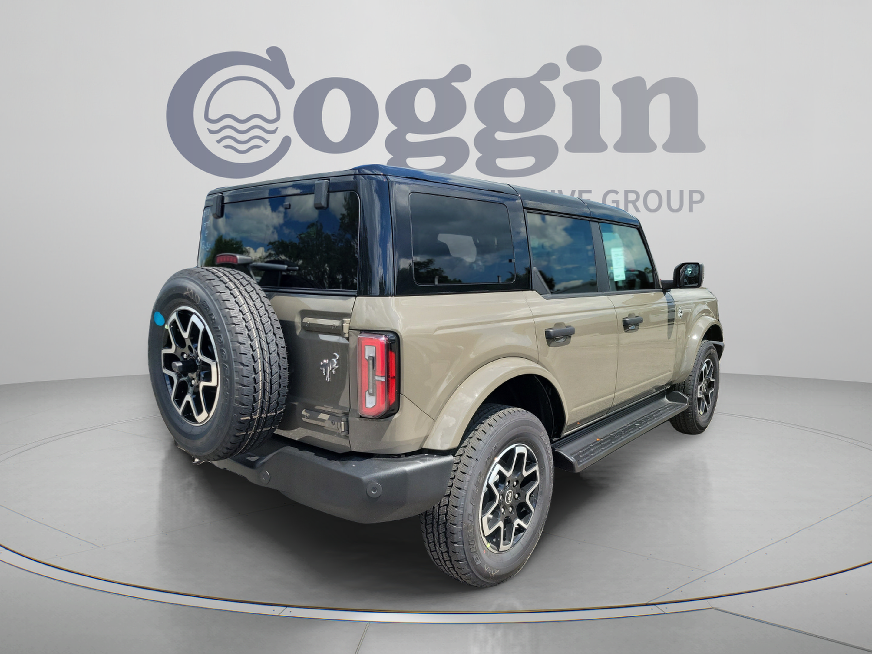 New 2026 Ford Bronco Outer Banks AWD/4WD image 3