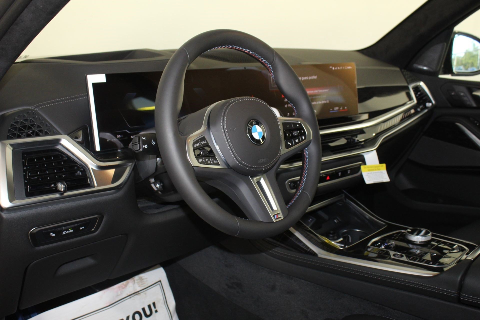 New 2026 BMW X7 M60i image 4