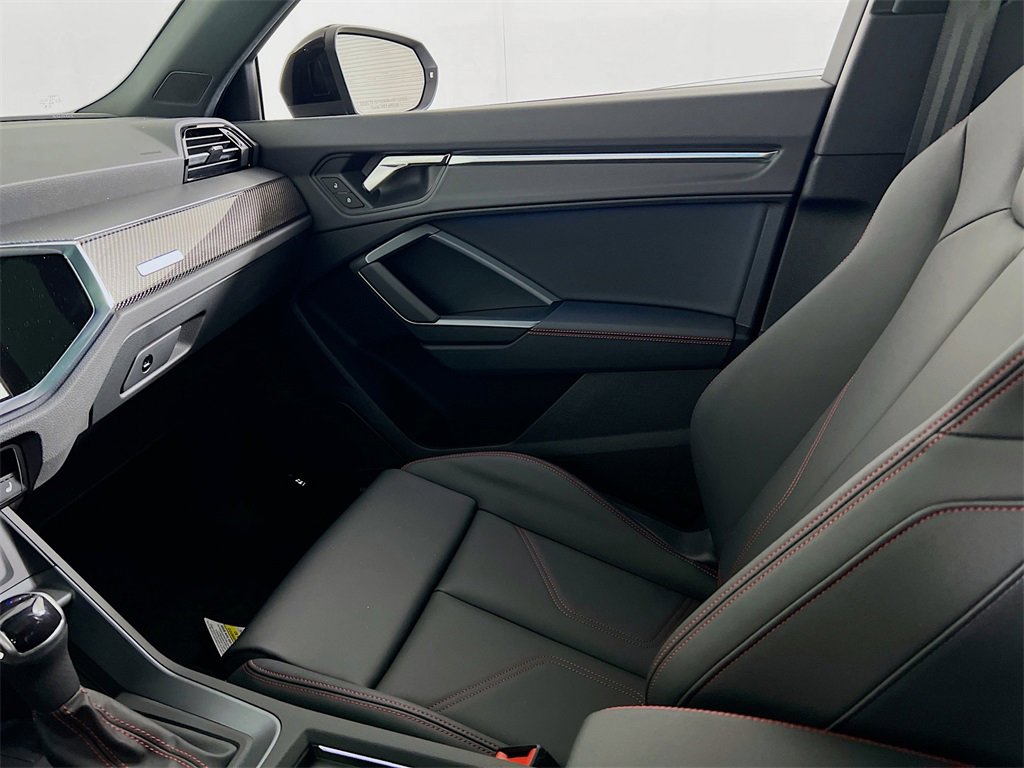 New 2025 Audi Q3 2.0T Premium Plus image 24