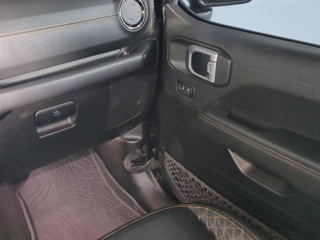 Used 2023 Jeep Gladiator Overland image 19