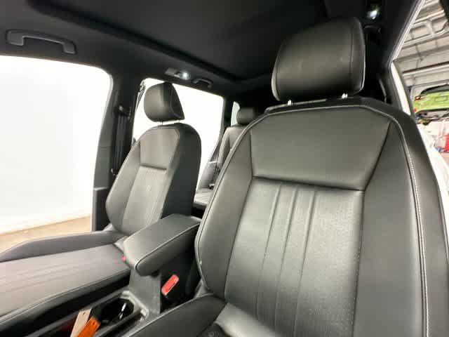 Used 2023 Volkswagen Tiguan SE R-Line AWD/4WD image 17