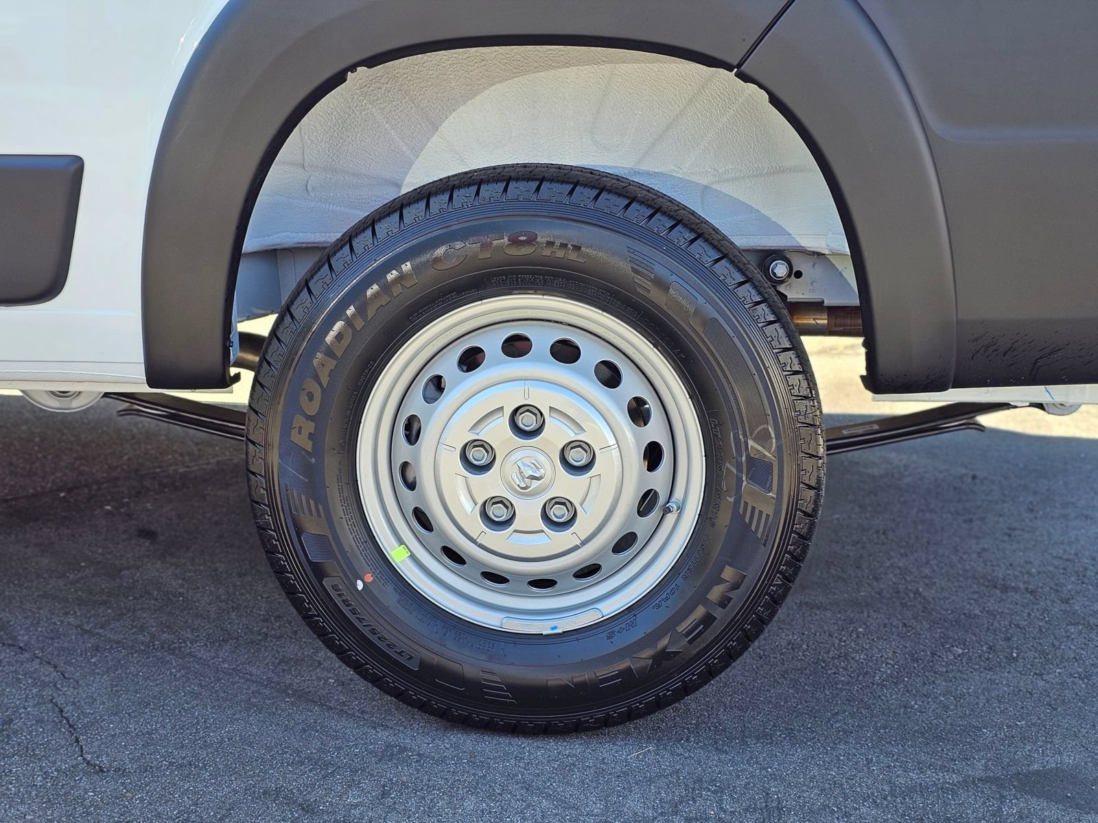 New 2026 RAM ProMaster 2500 FWD image 10