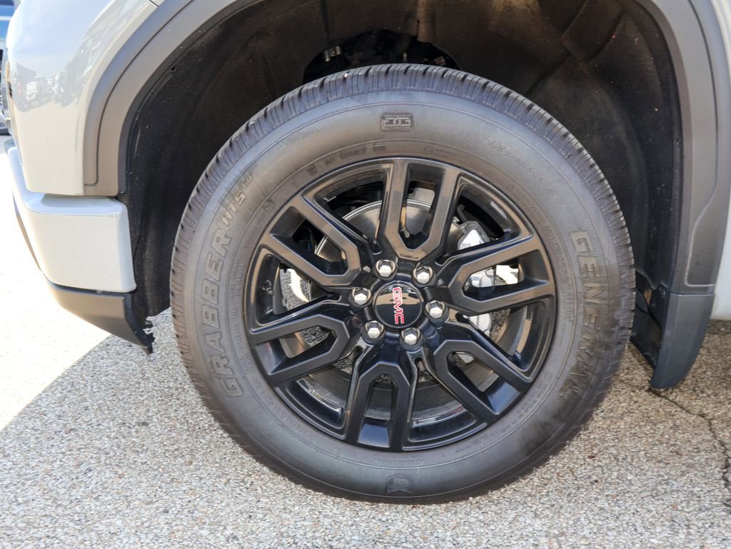Used 2024 GMC Sierra 1500 Elevation image 30