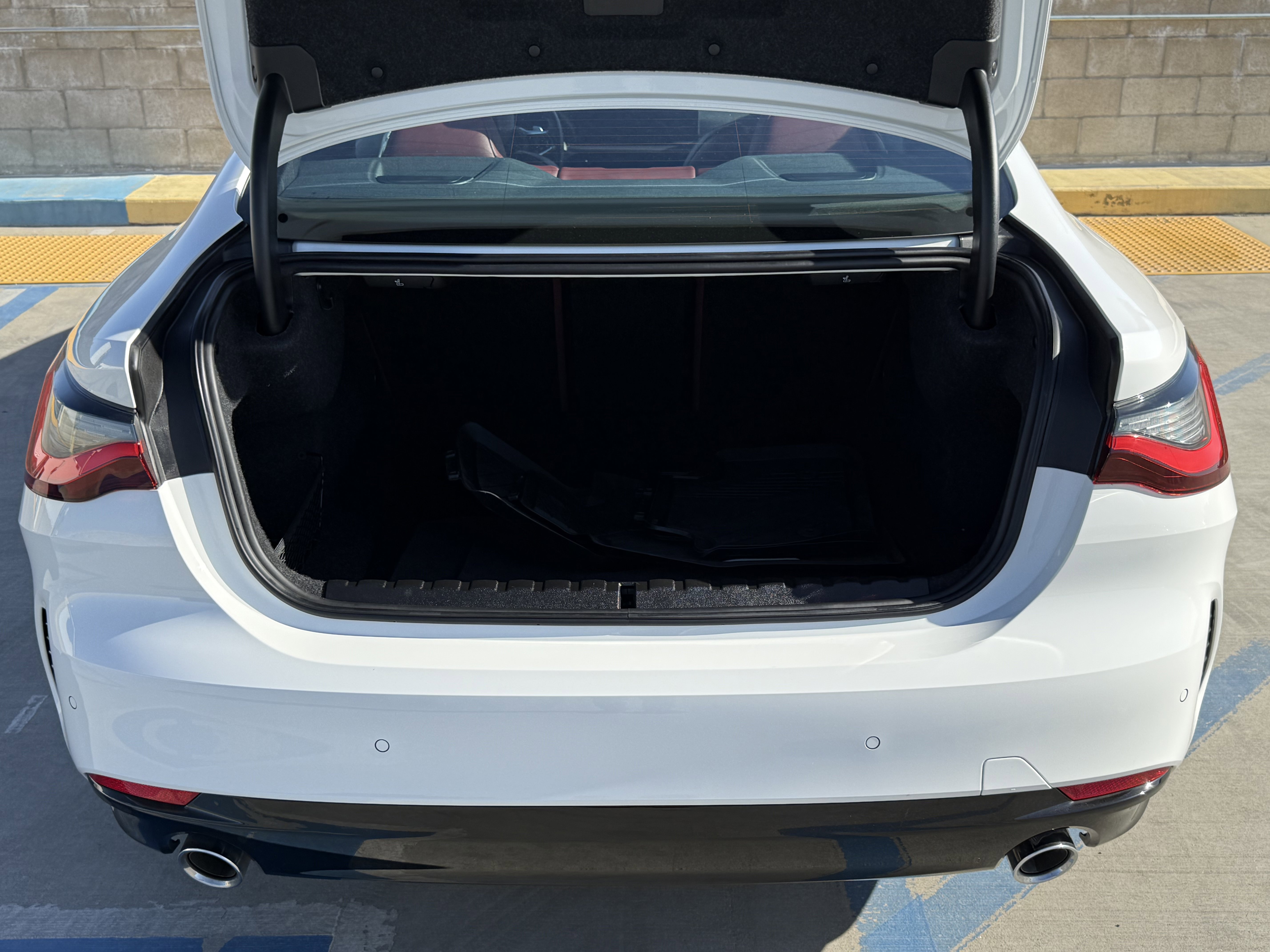 Used 2025 BMW 430i Coupe w/ Convenience Package image 13