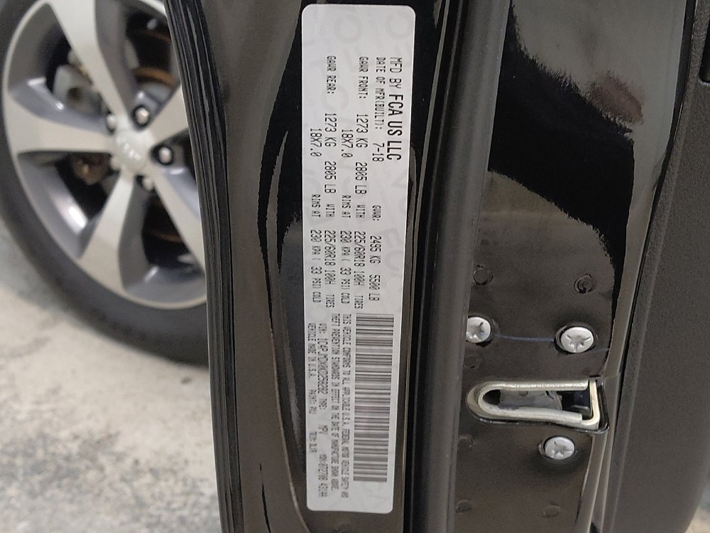 Used 2019 Jeep Cherokee Limited w/ Luxury Group image 33