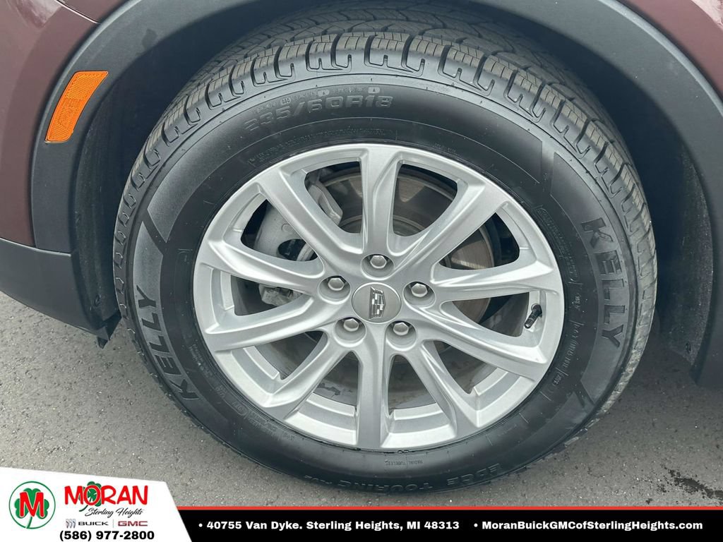 Certified 2022 Cadillac XT4 Luxury w/ Cold Weather Package AWD/4WD image 8