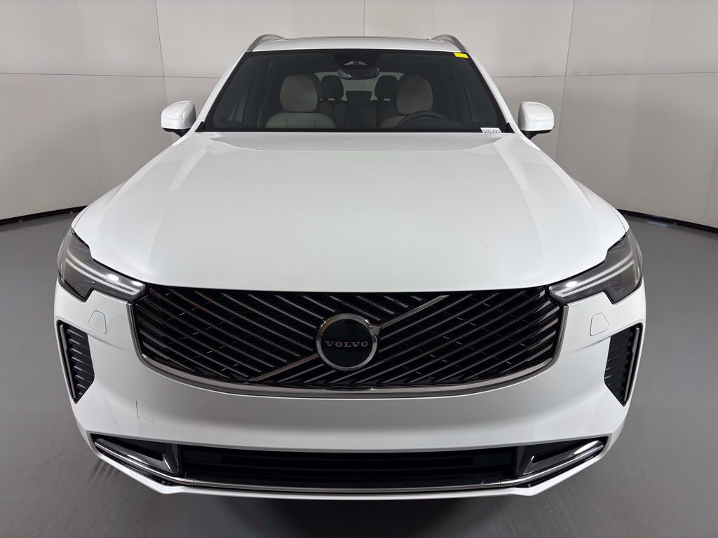 New 2026 Volvo XC90 B6 Core AWD/4WD image 3