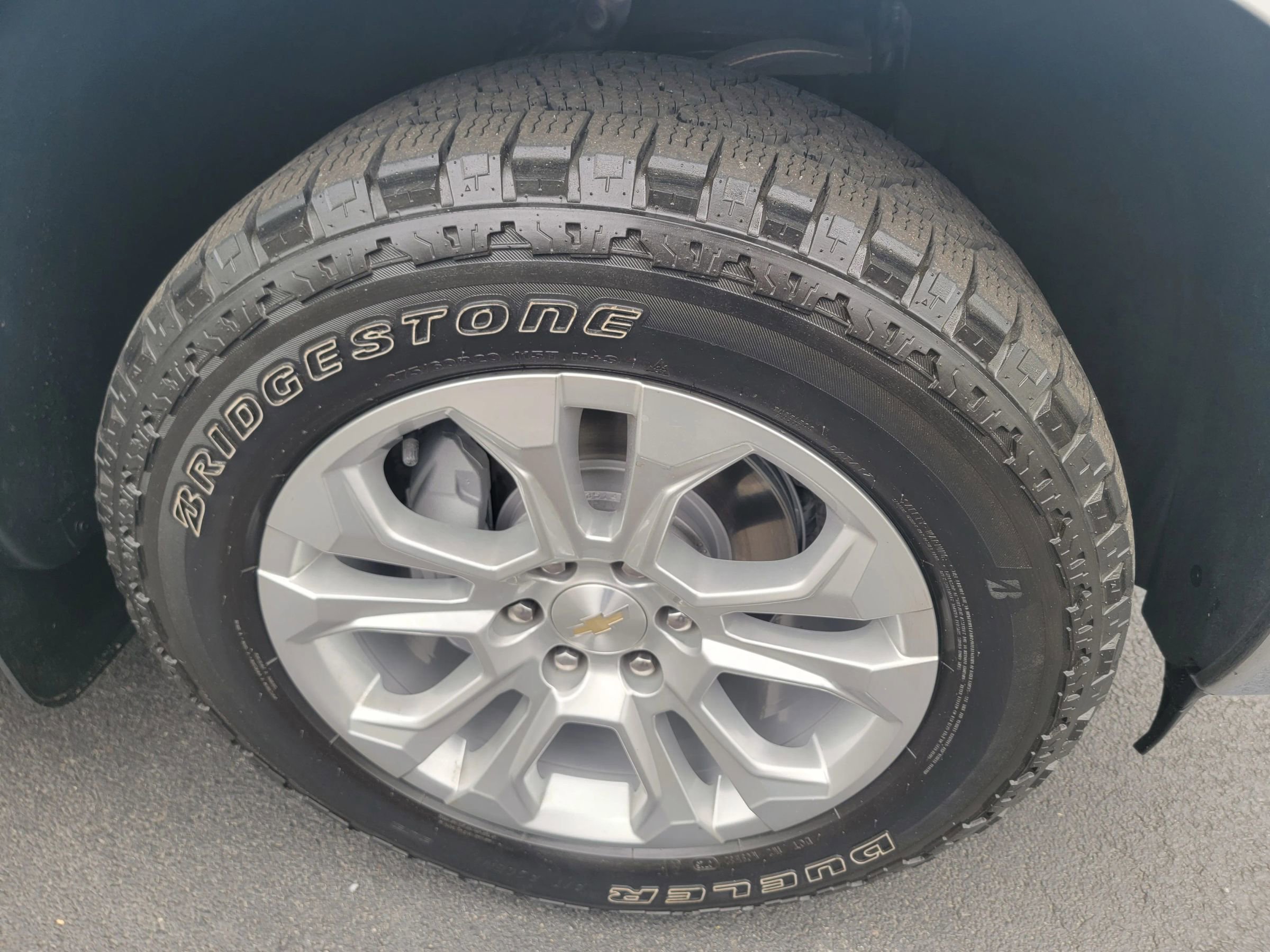 Used 2024 Chevrolet Silverado 1500 LTZ AWD/4WD image 31