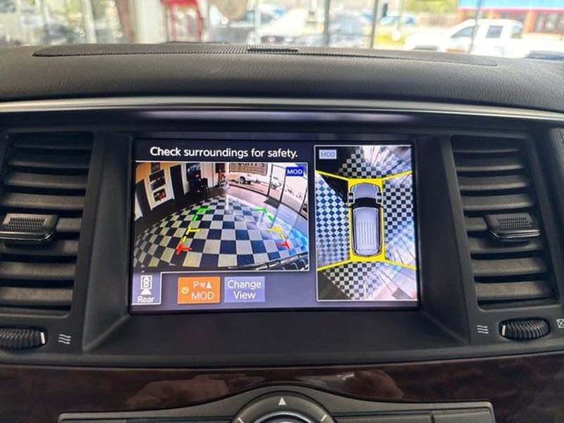 Used 2018 Nissan Armada SL w/ Moonroof Package image 23